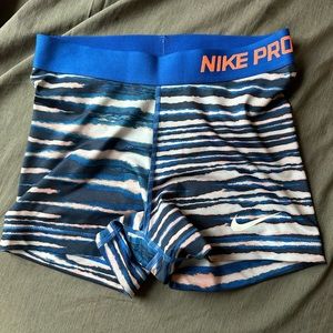 Nike pro dri-fit shorts size small